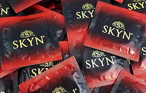 Lifestyles Skyn Lubricated Latex Condoms Bulk / Studded - 10 Pack